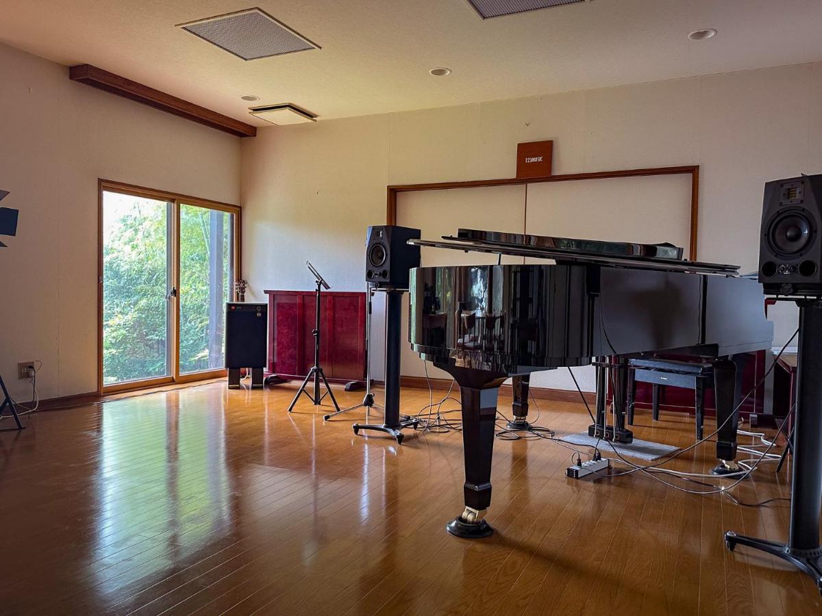 123Music Hotell Atami  Exteriör bild